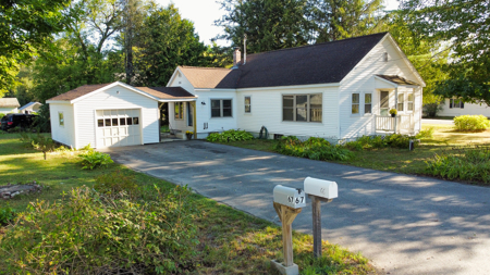 Charming Corner Lot Ranch Home in Passadumkeag, Maine - image 1