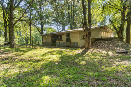 Little Red River Riverfront Hunting and Fishing Camp For Sale - image 24