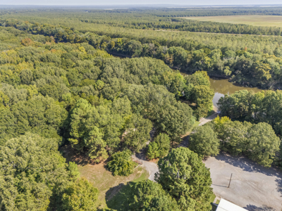 Little Red River Riverfront Hunting and Fishing Camp For Sale - image 39