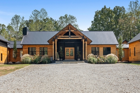 Your Private Luxury Escape in the Heart of Williamson County - image 1