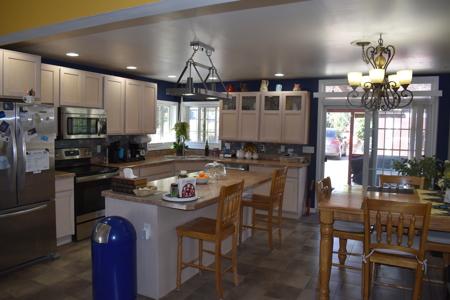 Home for Sale Shelby Montana, fabulous kitchen, 3 bed 2 bath - image 22