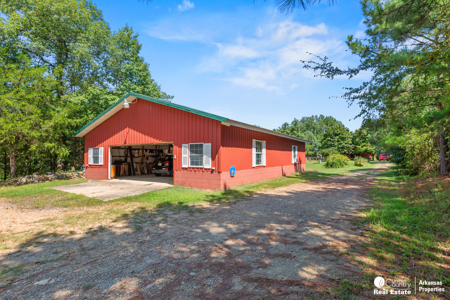 Your Private Arkansas Retreat Awaits – $699,900 - image 28