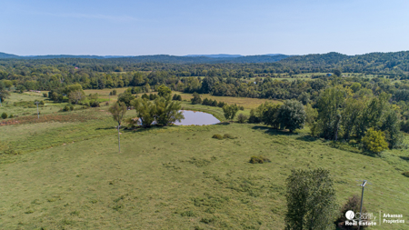 Your Private Arkansas Retreat Awaits – $699,900 - image 32