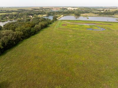 Turn-Key Recreational Farm Along the Little Blue River - image 4