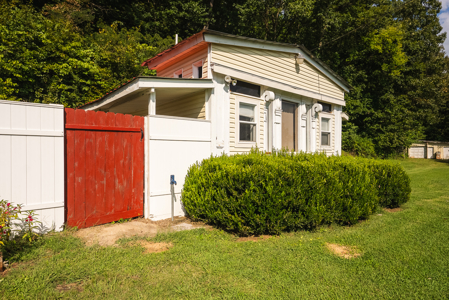 Online-Only Auction — Midway, Tennessee Farm for Sale - image 10