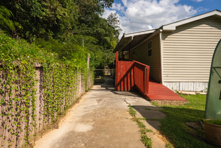 Online-Only Auction — Midway, Tennessee Farm for Sale - image 5