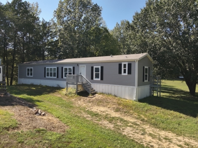 3 Bedroom Riverfront Home for Sale in Perry County, Tennessee - image 12