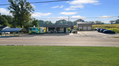 Multi-Use Commercial Building for Sale in Trenton, TN - image 27