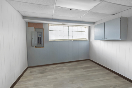 Multi-Use Commercial Building for Sale in Trenton, TN - image 21