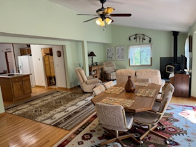 Ranch Style Home in Crystal Lakes - image 4