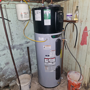 Charming Victorian Fixer-Upper on Corner Lot – Endless Potential! - image 30