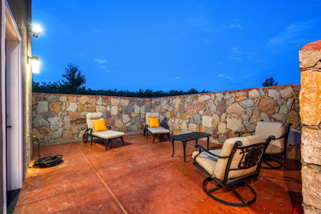 Luxury Estate for Sale in Mesilla, New Mexico - image 33