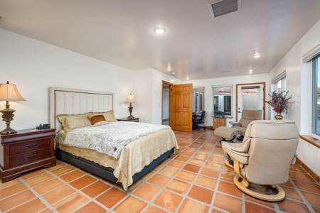 Luxury Estate for Sale in Mesilla, New Mexico - image 14