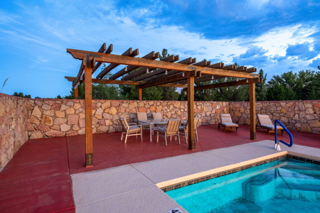 Luxury Estate for Sale in Mesilla, New Mexico - image 31