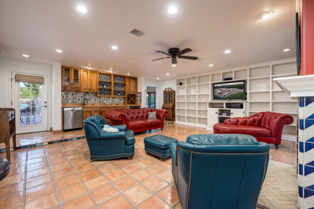 Luxury Estate for Sale in Mesilla, New Mexico - image 27