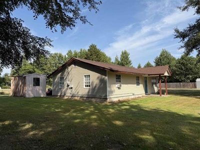 Very Well Maintained Home For Sale Newport AR - image 25