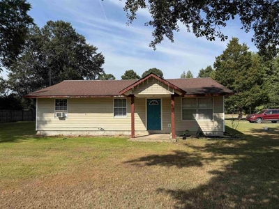 Very Well Maintained Home For Sale Newport AR - image 2