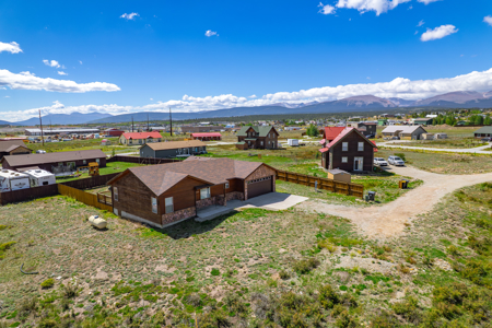 Town of Fairplay ranch home with amazing views and all day sun - image 9