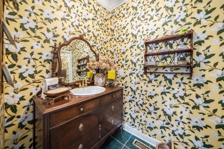 Country Home with Land and Timber for Sale in North Mississippi - image 32