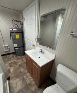 Home in Town For Sale in Union Gap, WA - image 10