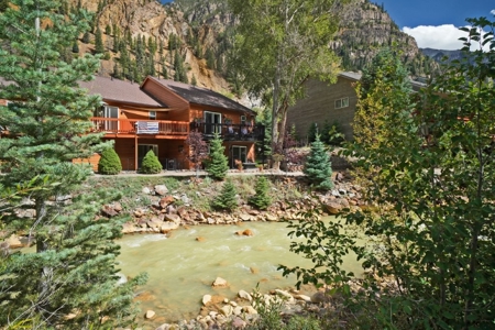 Mountain View Townhome for Sale in Ouray, CO - image 36