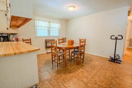 Country Home Auction Waynesboro TN - image 10