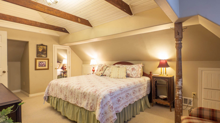 1900 Victorian Style Home in the Arkansas Ozarks - image 42