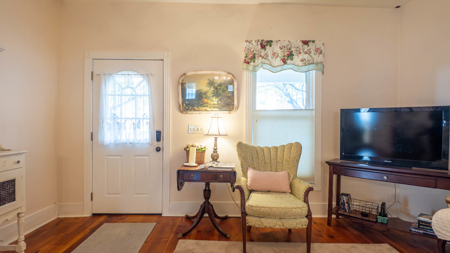1900 Victorian Style Home in the Arkansas Ozarks - image 28