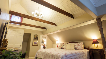 1900 Victorian Style Home in the Arkansas Ozarks - image 43