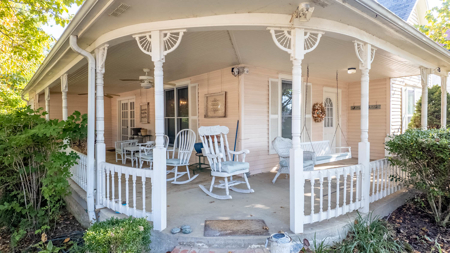 1900 Victorian Style Home in the Arkansas Ozarks - image 16