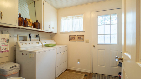 1900 Victorian Style Home in the Arkansas Ozarks - image 32