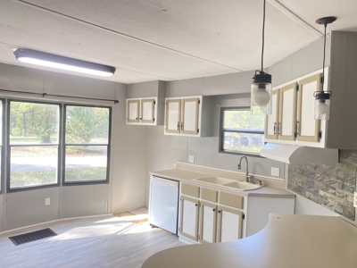 Home For Sale In Hardin County Tn Near Fishing And Boating - image 3