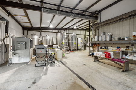 Highland Manor Winery & Sawbriar Brewing for Sale in Jamestown TN - image 14