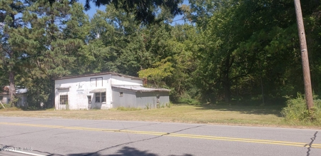 Commercial Building For Sale In Aulander, North Carolina - image 1