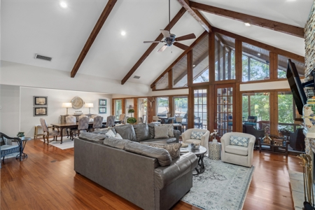 Lakefront 4BR-3.5BA Home in Holly Lake Ranch, Texas For Sale - image 10