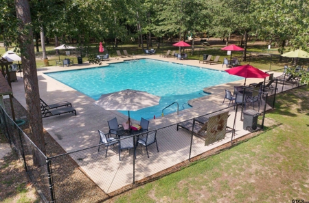 Lakefront 4BR-3.5BA Home in Holly Lake Ranch, Texas For Sale - image 50