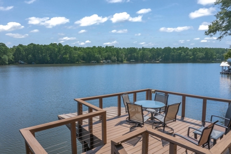 Lakefront 4BR-3.5BA Home in Holly Lake Ranch, Texas For Sale - image 43