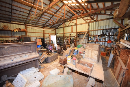 Hobby Farm, Large House, Barn, Large Shop, Country Living - image 47