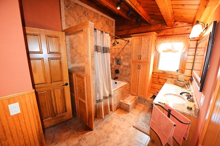 Hobby Farm, Large House, Barn, Large Shop, Country Living - image 31