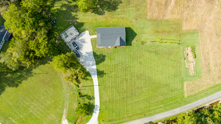 Your Dream Home and Hunting Oasis - image 9