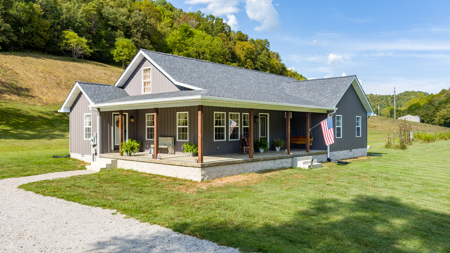 Your Dream Home and Hunting Oasis - image 1