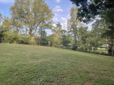 Unrestricted Acreage Near Lake Cumberland! - image 6