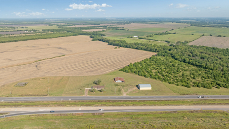 Country Home with 1.5 Acres in Cooper, TX - image 1