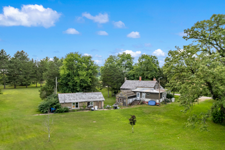 Marquette County Farm and 10+/- Acres Live & Online Auction - image 25