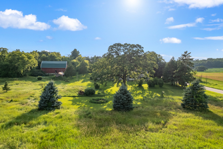 Marquette County Farm and 10+/- Acres Live & Online Auction - image 4