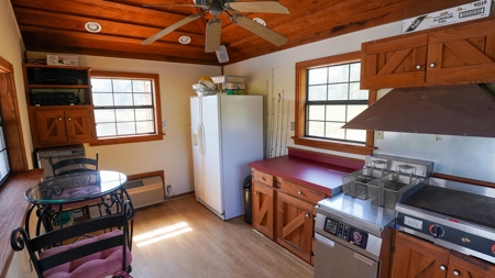 52.5 Acres of Recreational Land for Sale in Jones County MS - image 16