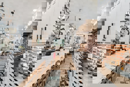 Pryor, Oklahoma Luxury Custom-Built  Farmhouse For Sale - image 10