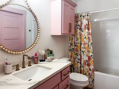 Pryor, Oklahoma Luxury Custom-Built  Farmhouse For Sale - image 35