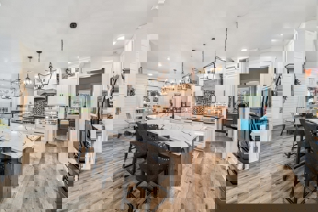 Pryor, Oklahoma Luxury Custom-Built  Farmhouse For Sale - image 8