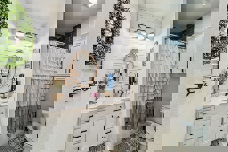 Pryor, Oklahoma Luxury Custom-Built  Farmhouse For Sale - image 21